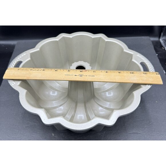 Nordic Ware Proform Anniversary Bundt Pan With Handles 12”x4.5” Silvery Taupe - Picture 6 of 7